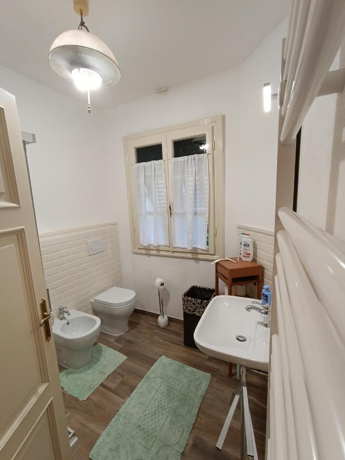 Cozy Apartment Near The City Walls Lucca Esterno foto